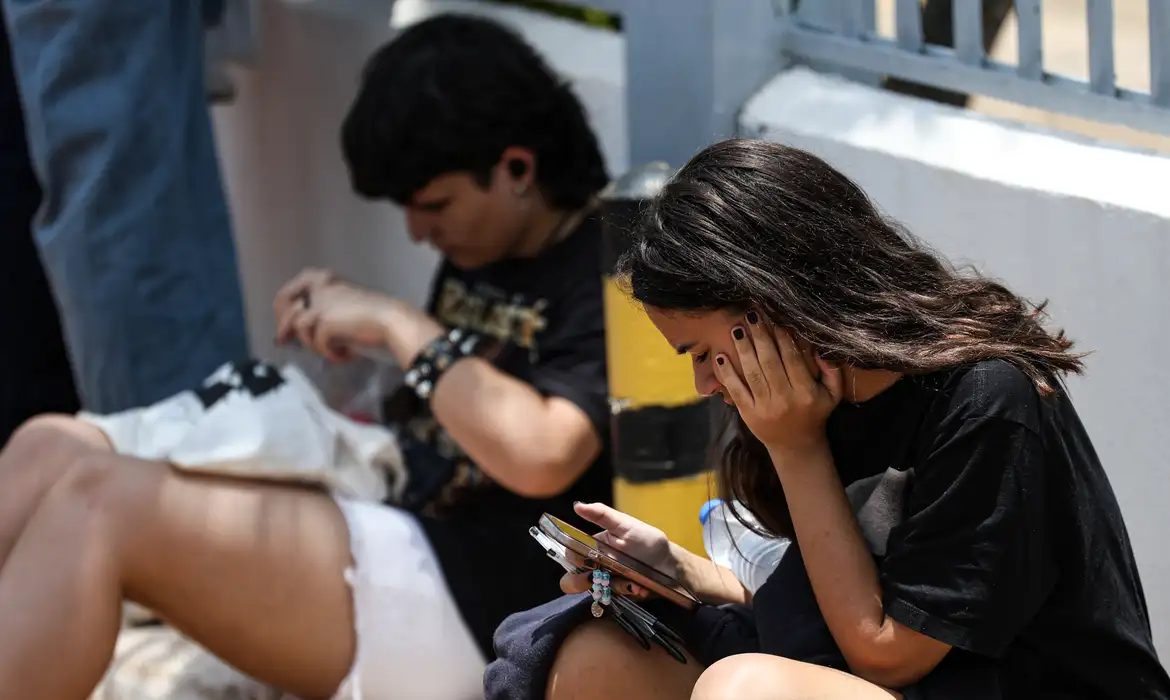 Enem 2026: período para pedir isenção da taxa termina nesta sexta - Imagem de destaque