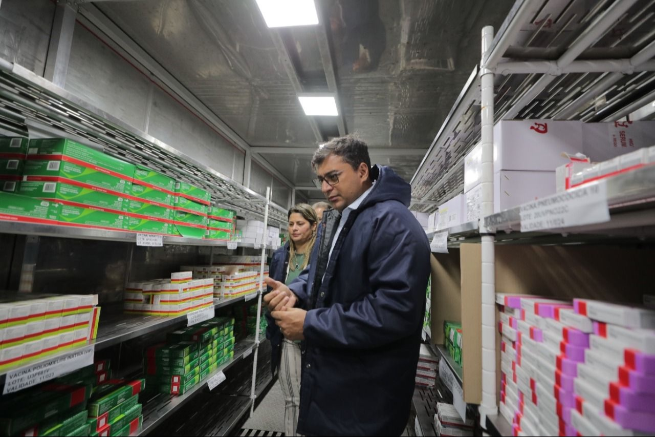 Wilson Lima anuncia antecipação da campanha de vacinação contra a gripe no estado - Espia Essa